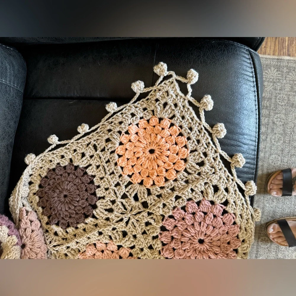 Boho Crochet Sunburst Blanket in gorgeous pinks & browns !